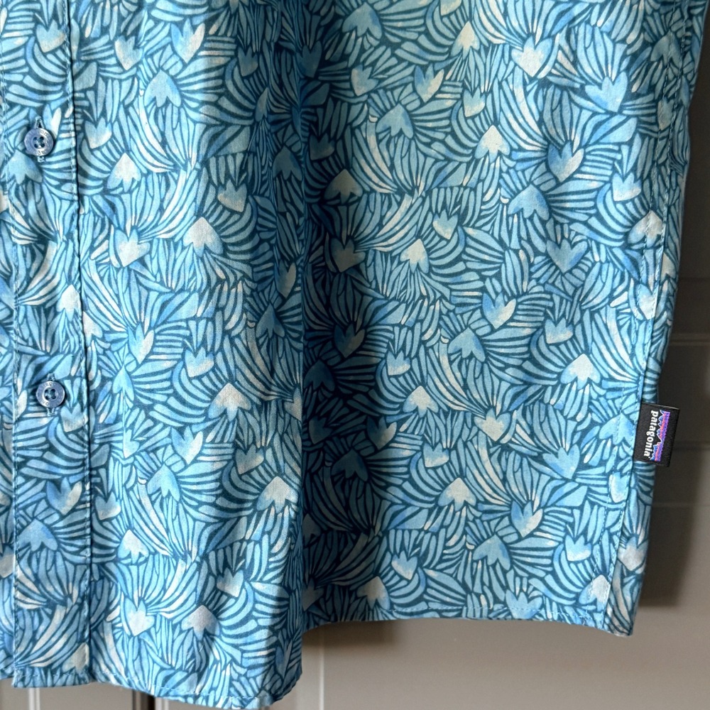 Patagonia Mens Go To Abstract Wave‎ Print Button Up Shirt, Blue, XXL - Picture 5 of 10